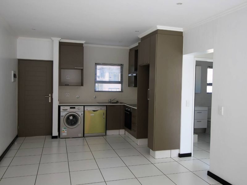 1 Bedroom Executive Apartment - Photo 6