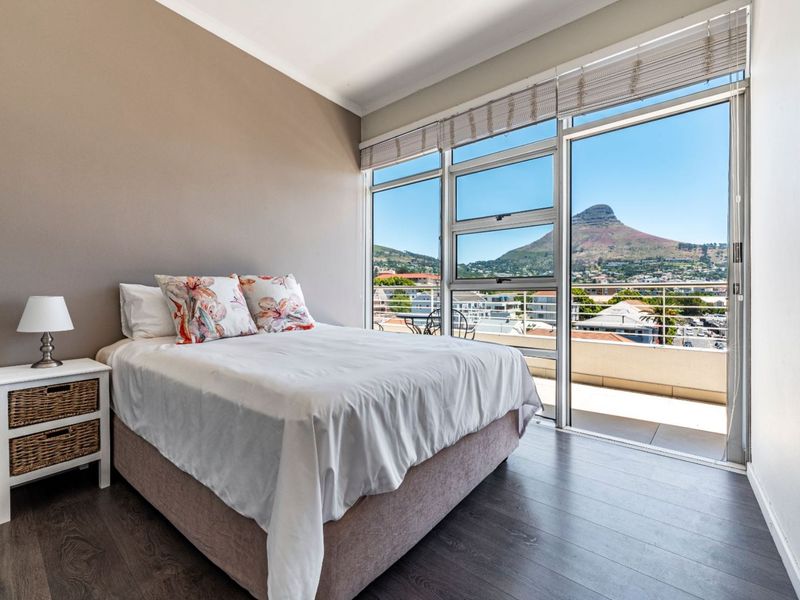 Penthouse with Spectacular Views in Trinity Gardens - Photo 4