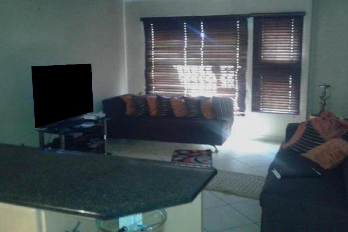 2 Bedroom Unit for sale in Mulbarton - Photo 5