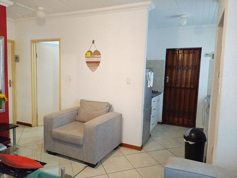 Unfurnished 2-Bedroom House in Eersterivier South To Rent - Photo 7