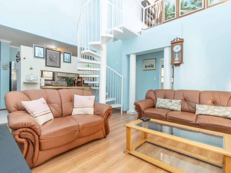 Dream Home Awaits - Photo 4