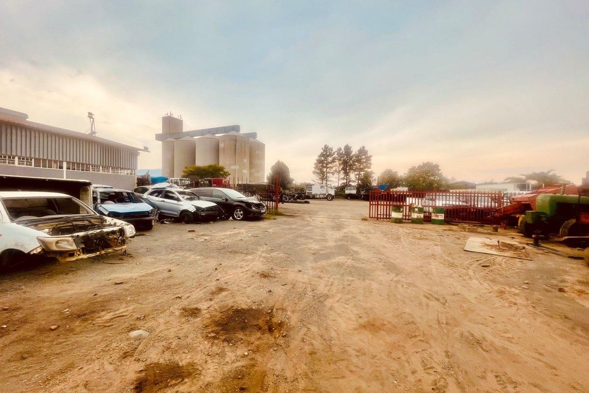 Industrial Property for sale. - Photo 5