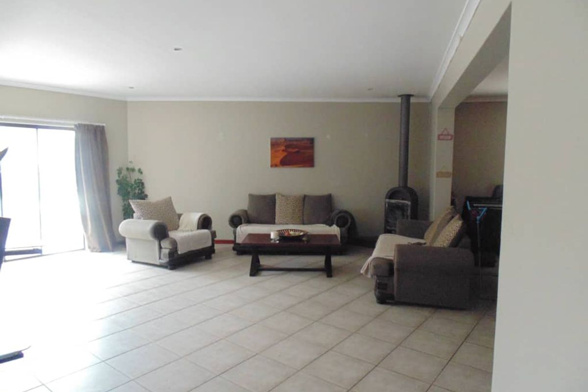 Beautiful House For Sale - Swakopmund - Photo 4