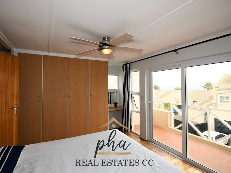 Priced to Go !! - Photo 8
