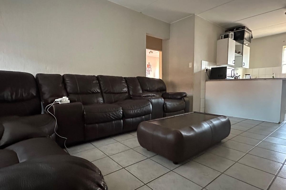 Only one left for this price! Exclusive mandate. - Photo 4