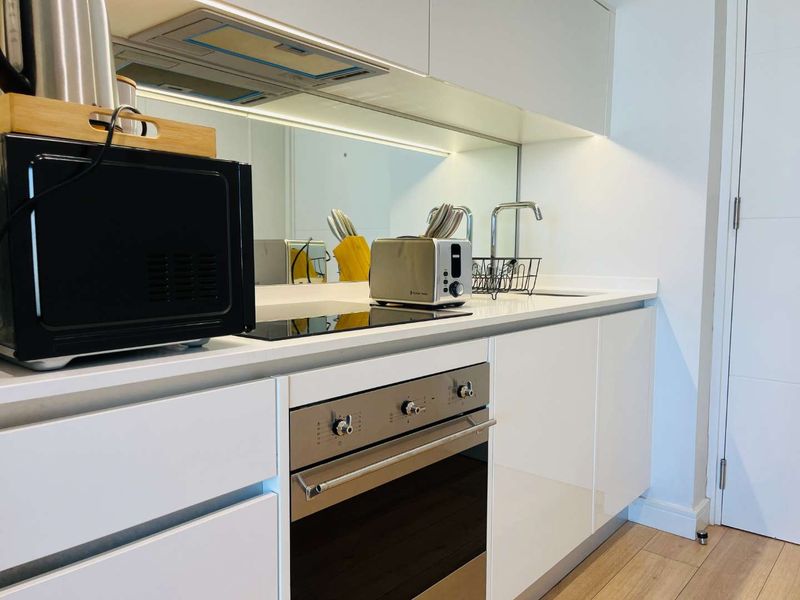 1 bedroom fully furnished executive suite for rent at Ellipse, Waterfall - Photo 8