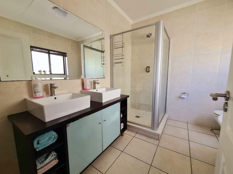 3 bed 3 bath Loft apartment in the Meridian - Photo 10