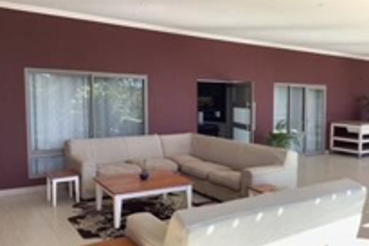 Beautiful House For Sale - Outjo - Photo 5