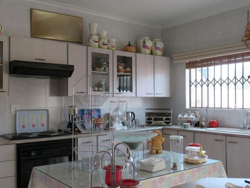 4 Bedroom House for Sale in Winchester Hills - Photo 4