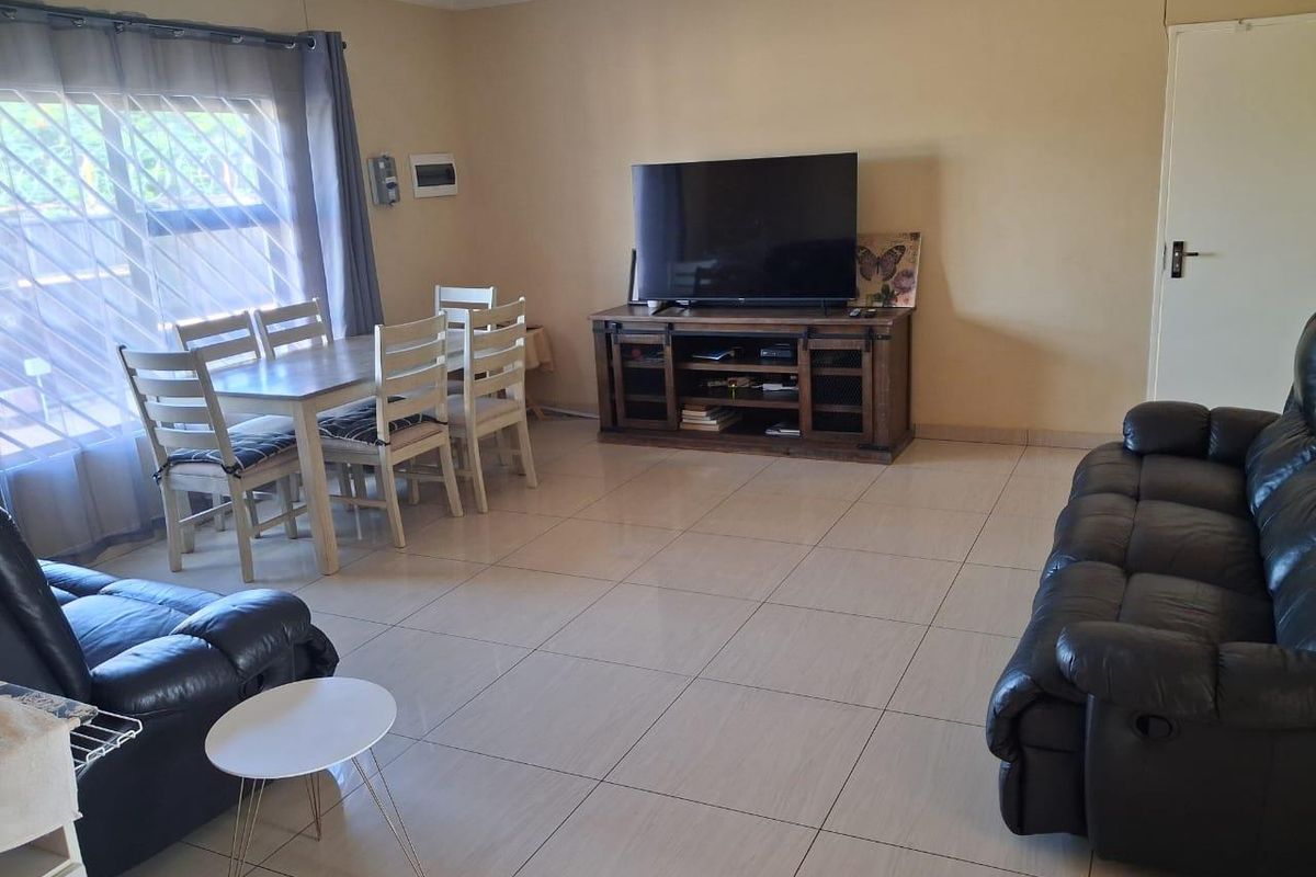 Beautiful Freestanding House For Sale - Tsumeb - Photo 3