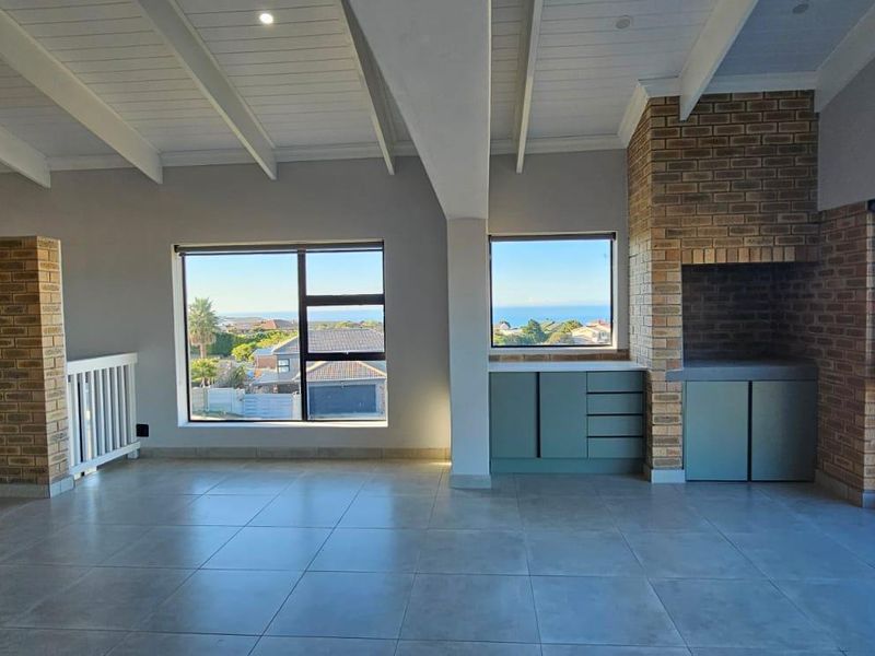 Most beautiful Brand New home with ocean view - Photo 2