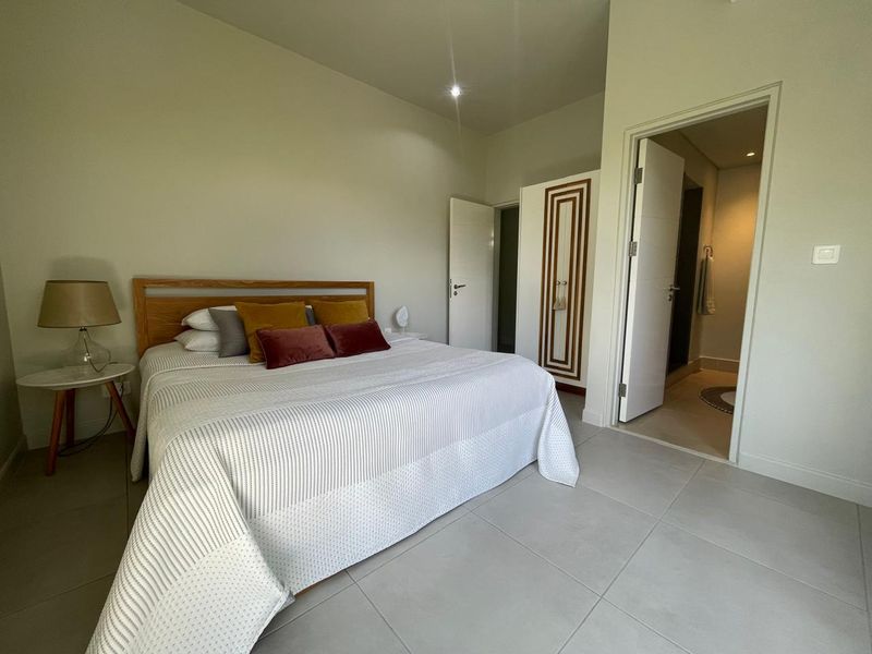 Exceptional Marina Apartment with Breathtaking Mountain Views - Photo 7