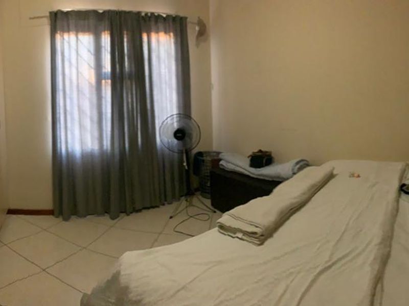 2 Bedroom Flat for Sale - Photo 3