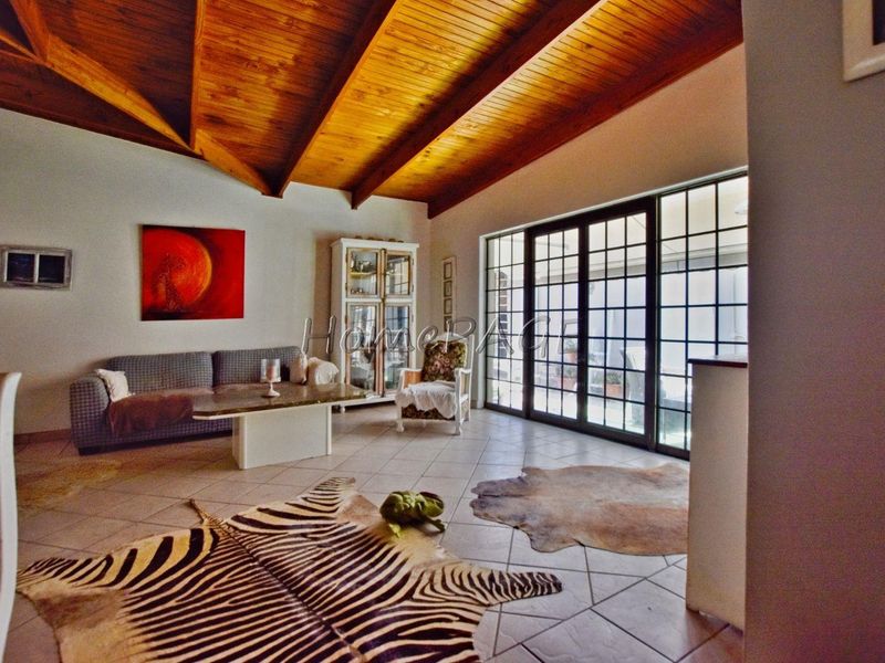 Vineta, Swakopmund:  Home with lovely period features - Photo 4