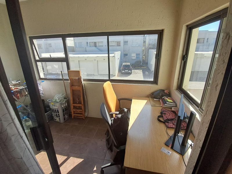 2 Bed Apartment for Sale - Photo 3