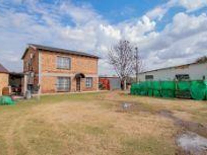 4 Houses on 18 Hectare land - Photo 9