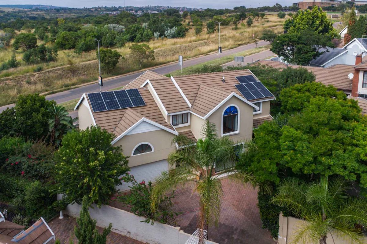 4 Bedroom House For Sale - Photo 4