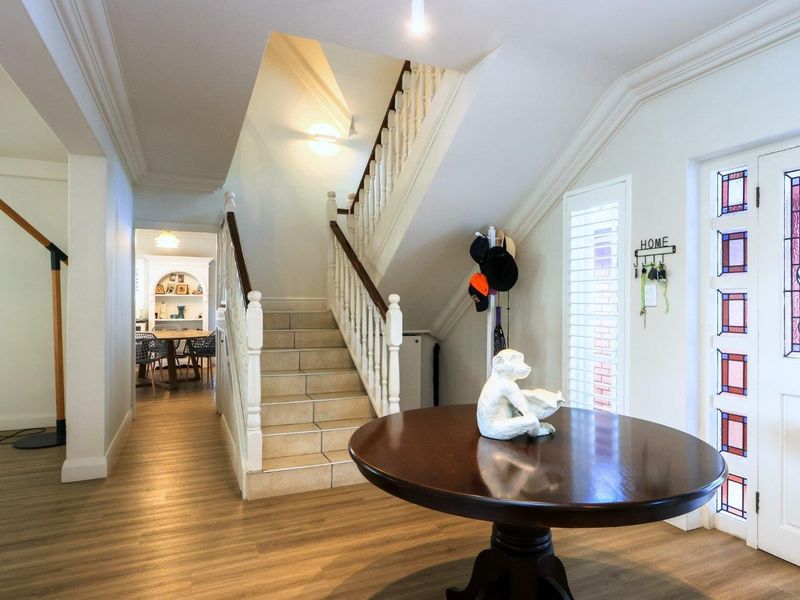 Immaculate, 4 Bedroom Family Home - Photo 5
