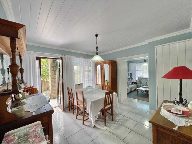 Prestigious Hartenbos Heuwels Home | 4 Bedrooms | Green Belt Views & Exceptional Privacy - Photo 7