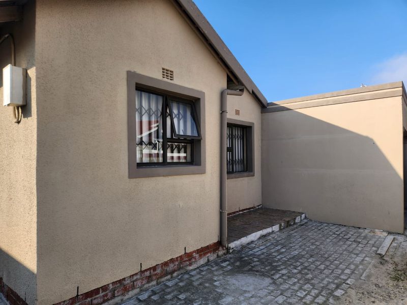 Family Home with Income-Generating Flats - Photo 4