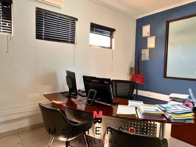 Beautiful Office Space for Sale - Photo 6