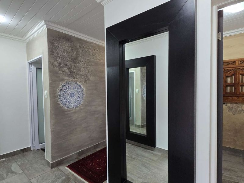 EXCLUSIVE COASTAL LIVING | PANORAMIC BAY VIEWS | 4 BEDROOM | DUAL LIVING POTENTIAL - Photo 9