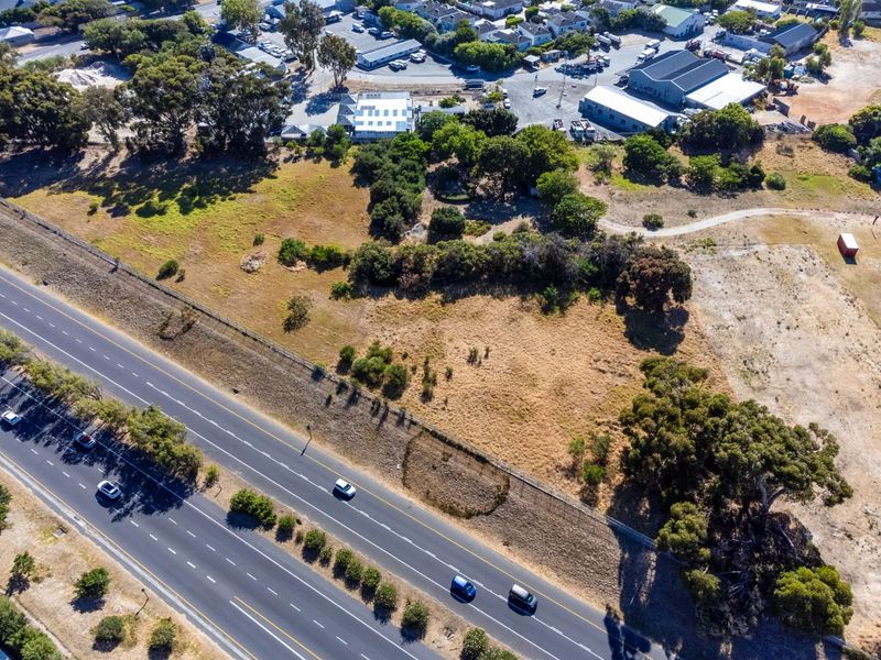 A Rare Opportunity to secure Prime Land in Constantia. - Photo 4