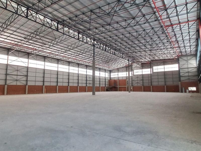 12 925m2 North Riding Warehouse To Let - Photo 6