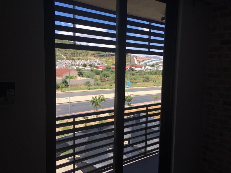 FURNISHED 2 BEDROOM APARTMENT AVAILABLE AT WILD OLIVE APARTMENTS IN KLEINE KUPPE! AVAILABLE 15 FEBRUARY 2026 - Photo 10