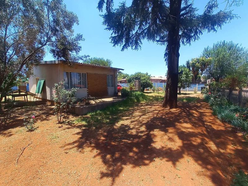 A SPACIOUS HOUSE - Photo 10