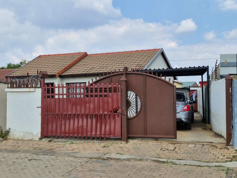3 Bedroom House For Rent in Nellmapius EX1 - Photo 4