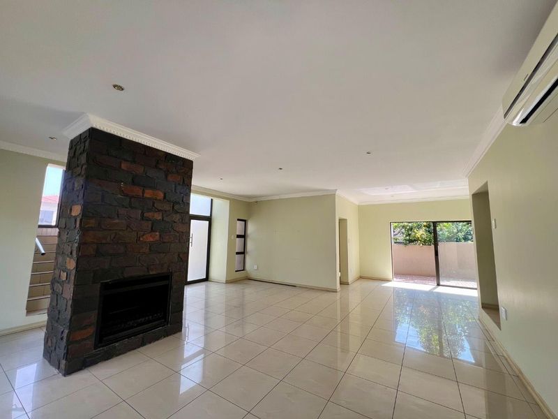 For Sale: Stunning Double-Story 5-Bedroom, 3-Bathroom Family Home - Photo 7