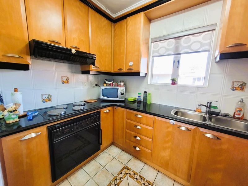 Spacious 2 Bedroom Apartment for Sale – Stanhope Gate, Cato Road, Glenwood - Photo 3