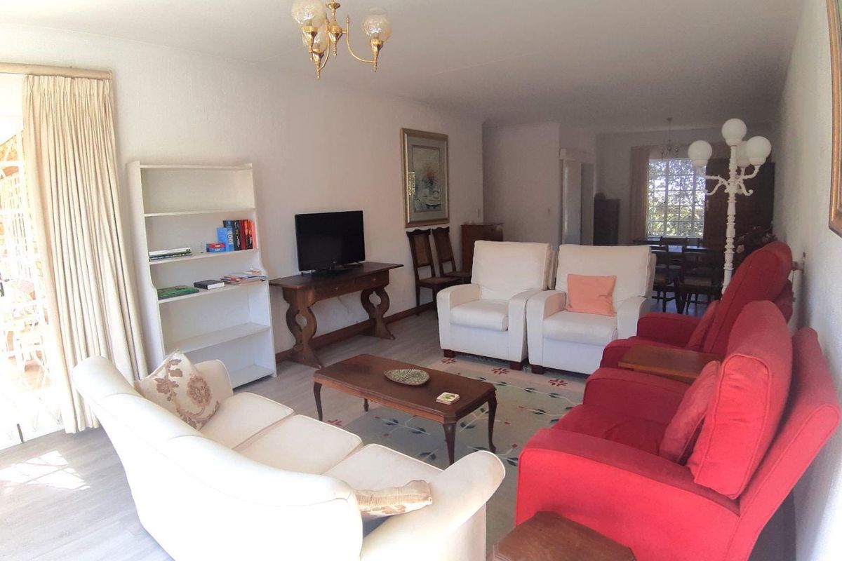 Spacious, Light-Filled Retirement Living in the Heart of Bryanston - Photo 2