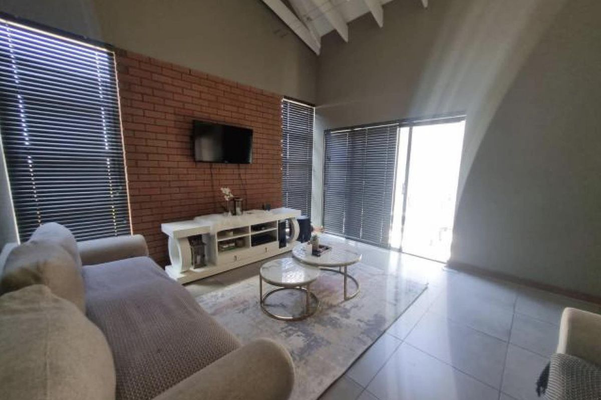 Modern 3 Bedroom House In Prestigious Stone Creek, Wild Olive Estate - Photo 4