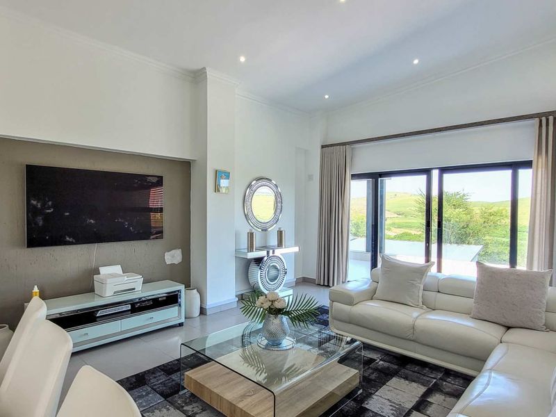 Marvelous Palm Lakes Home - Photo 10