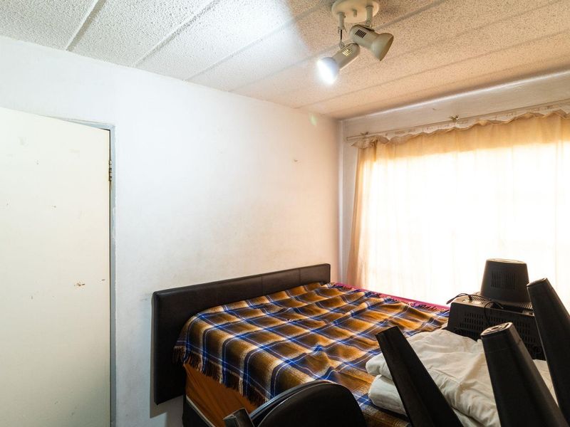 Kemptonian Comfort: Spacious 2-Bedroom Awaits - Photo 10