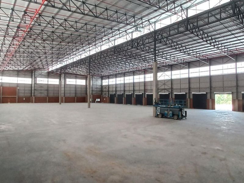 7 731m2 North Riding Warehouse To Let - Photo 8