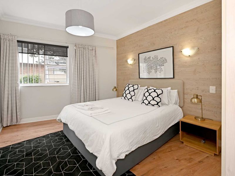 Prime Green Point Investment | Ground-Floor Apartment | Fully Furnished - Photo 9