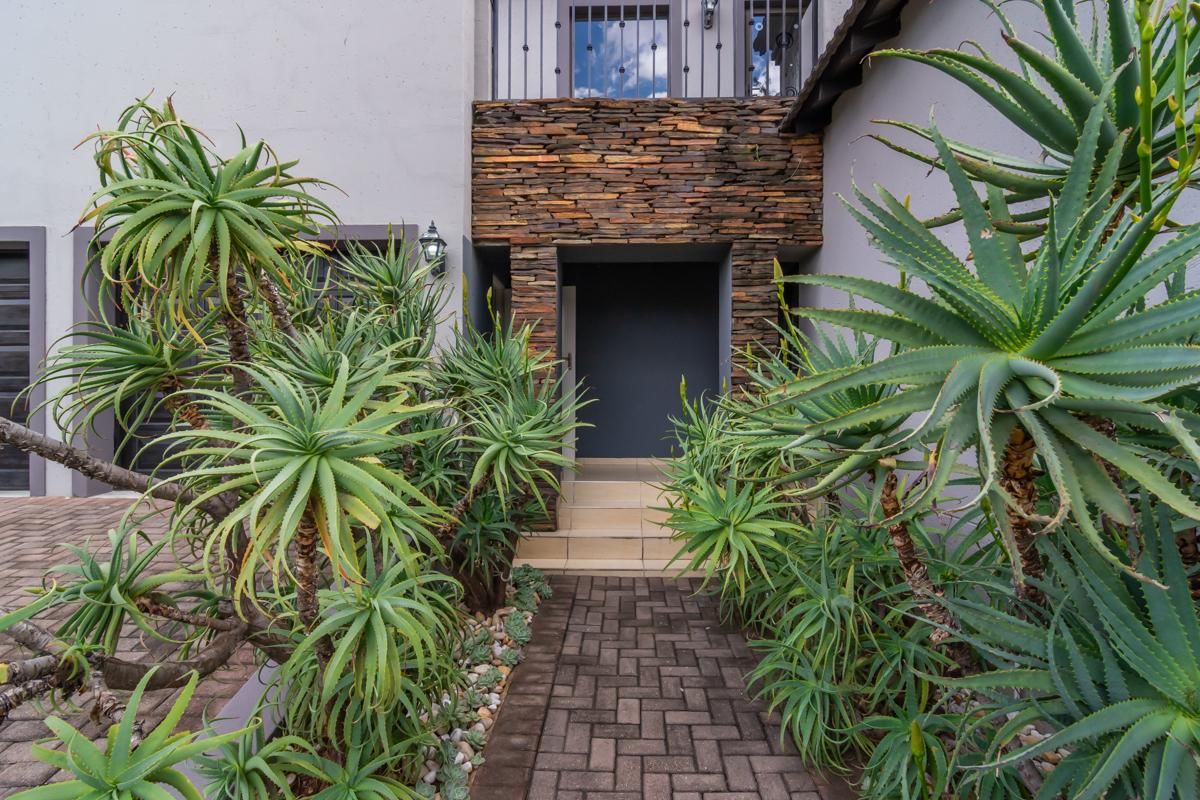 Modern Family Home for sale – Secure Estate Living - Photo 4