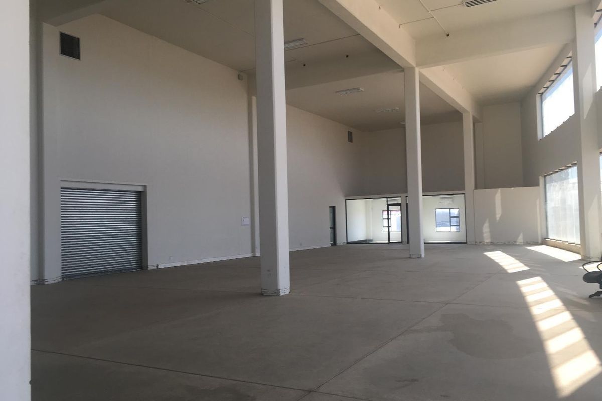 LARGE INDUSTRIAL BUILDING FOR SALE - MAKE AN OFFER - Photo 4