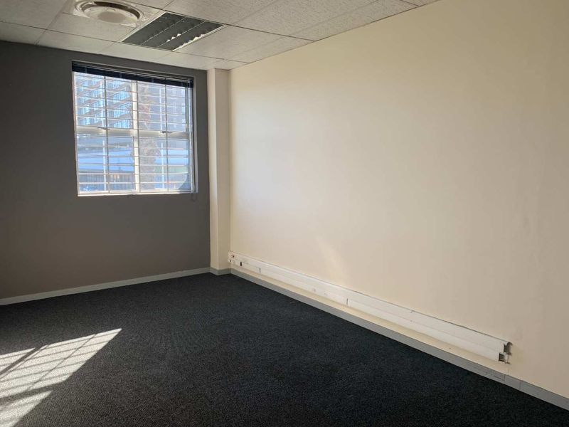 Modern Office Sanctuary on Koeberg Road - Photo 5