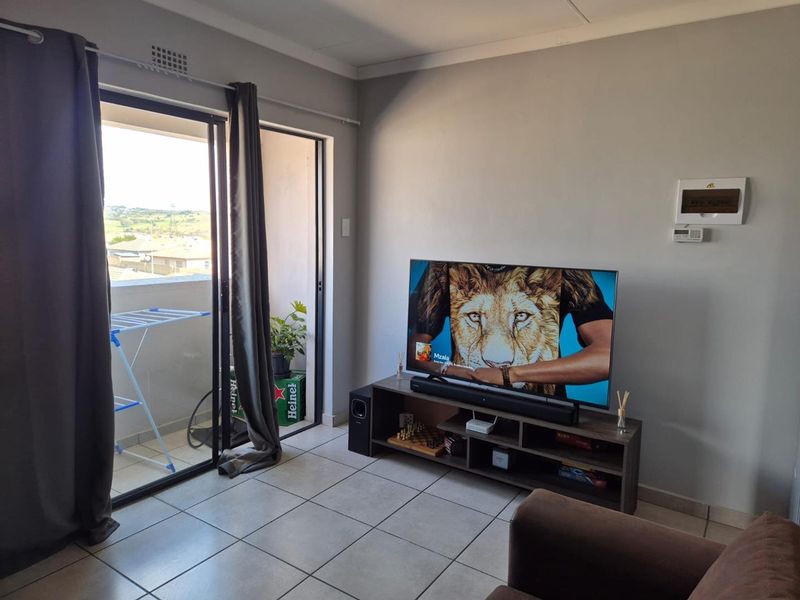 Cranes@Riverside - R 585 000, 2 Beds, 1 Bath - Photo 6