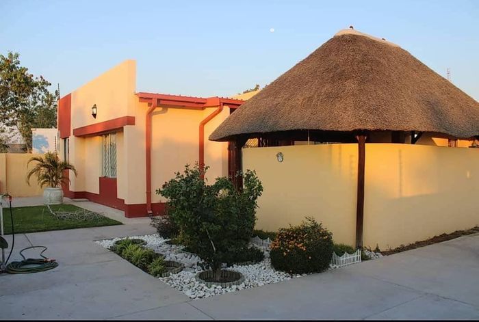 Property #2461263, House For Sale in Ongwediva Central