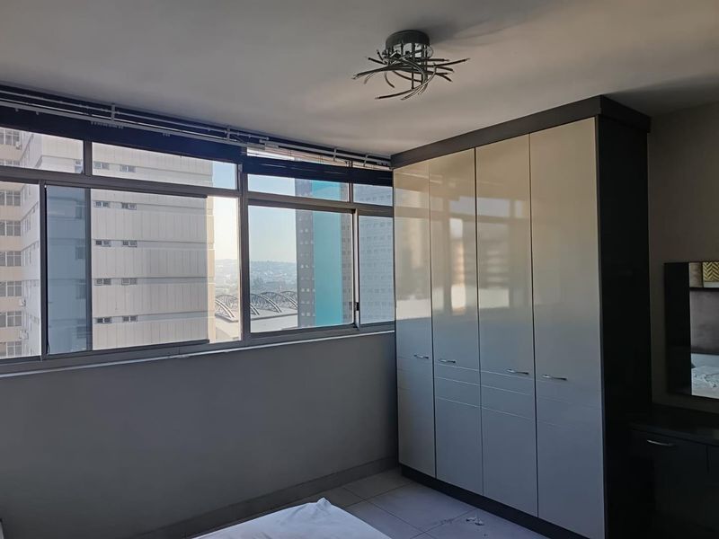 1. Cozy 1-Bedroom Near Oceanfront, Steps from Holiday Inn!  Shareblock - Photo 2