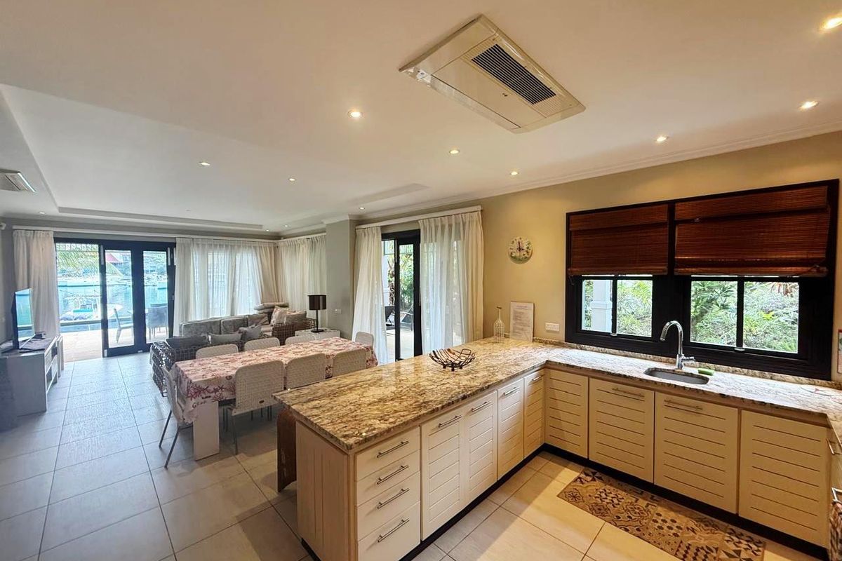 Exceptional free standing Maison - Photo 3