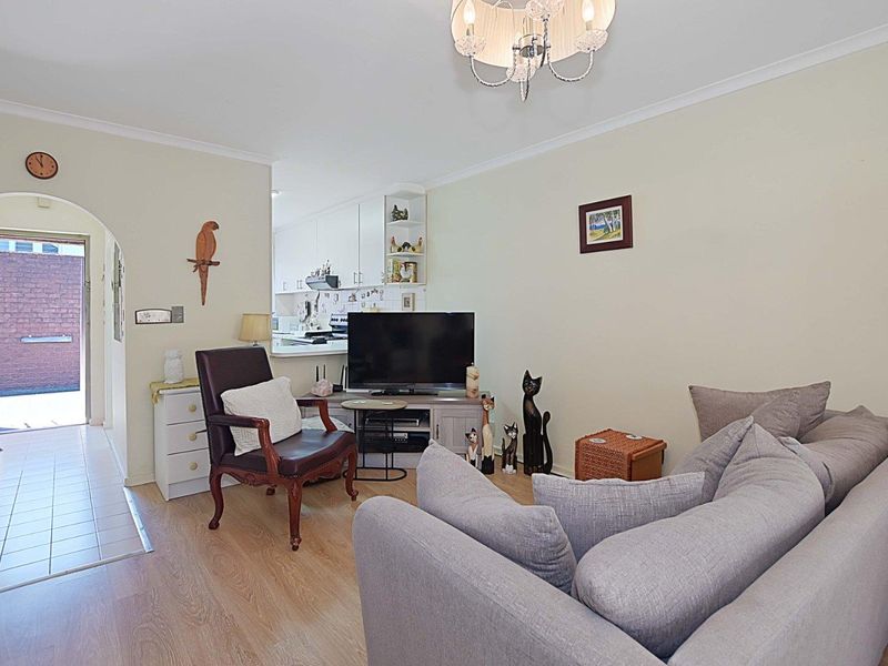 Rare Opportunity to Own in Leo – Your Perfect Secure Retreat Awaits! - Photo 4