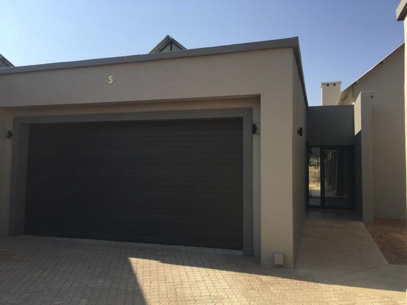 3 Bedroom Townhouse in Omeya Golf Estate - Photo 10