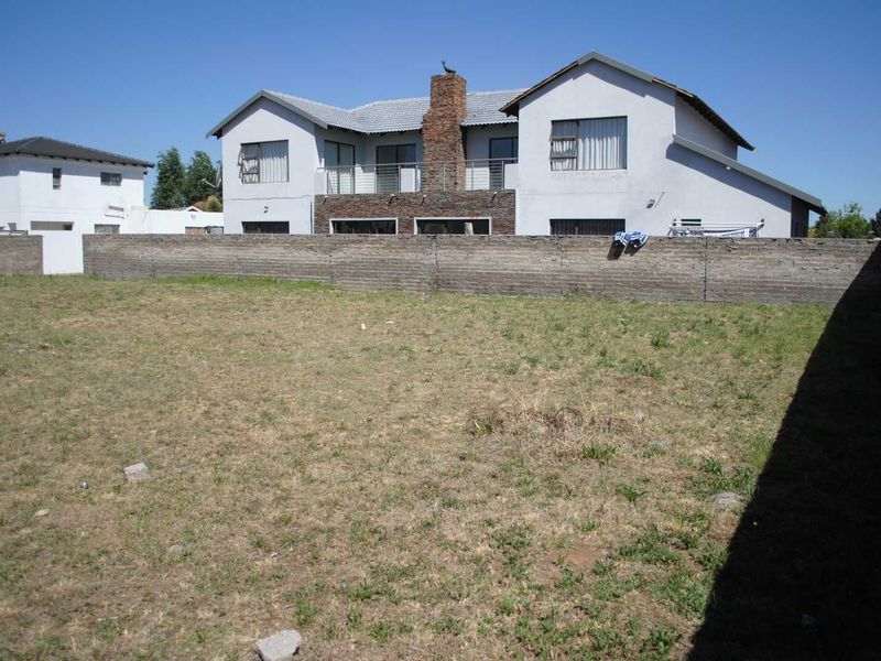 Spacious stand in a secure upmarket Estate within the borders of Midvaal Municipality - Photo 4