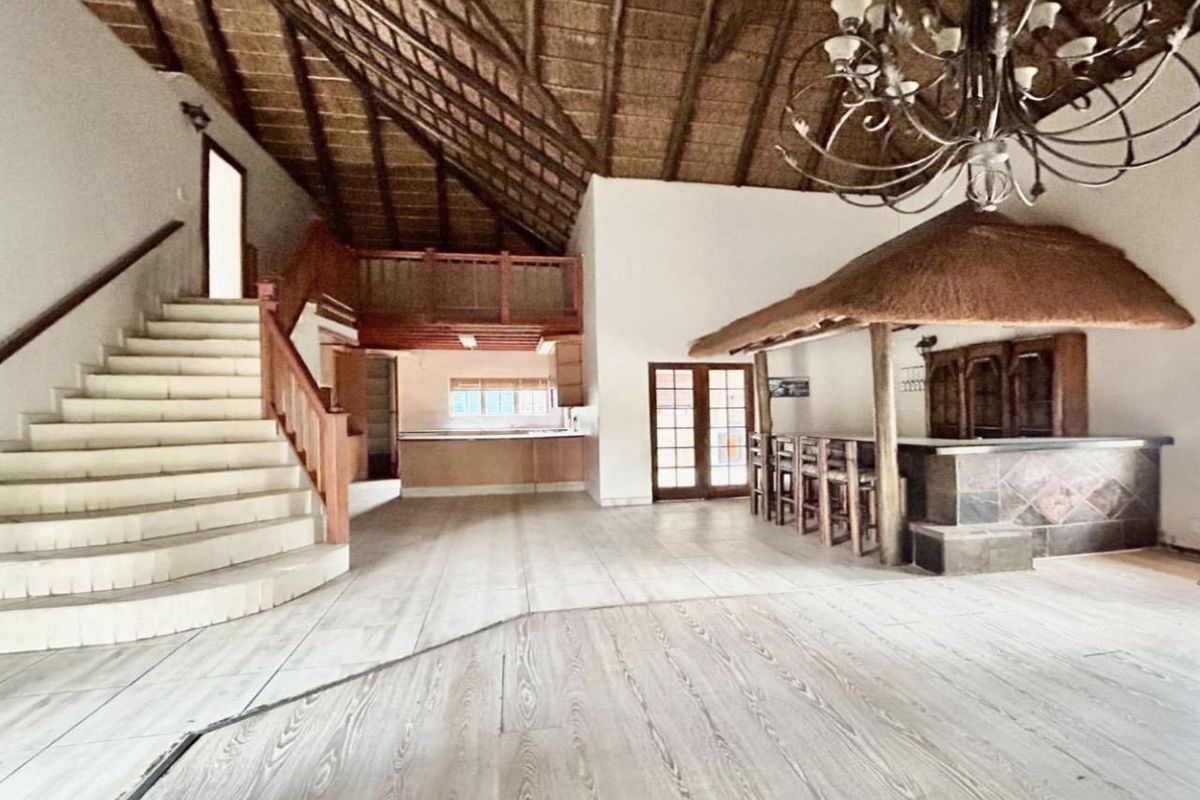 Prime location. Pure impact. - Photo 5